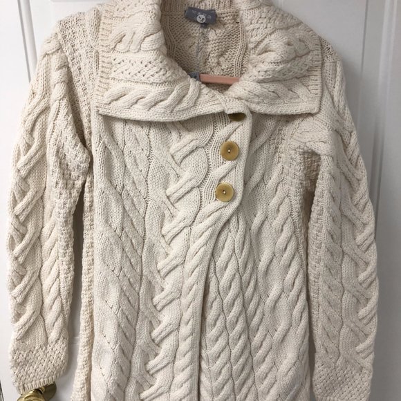 Chunky Knit Cream Sweater - Picture 2 of 2